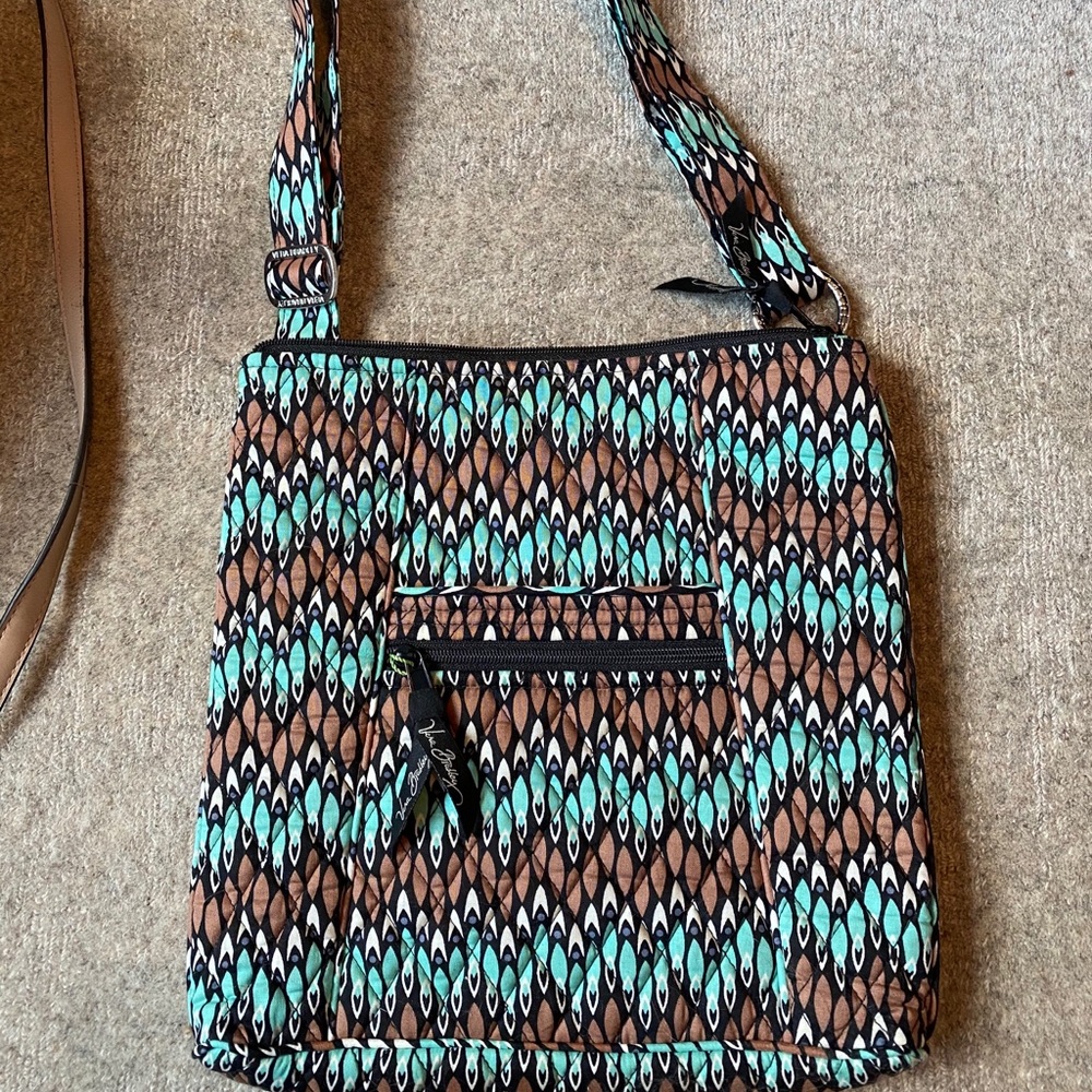 BRAND NEW Vera Bradley Handbag